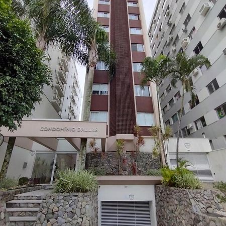 Apto Centro Floripa 04 ฟลอเรียนอโปลิส ภายนอก รูปภาพ