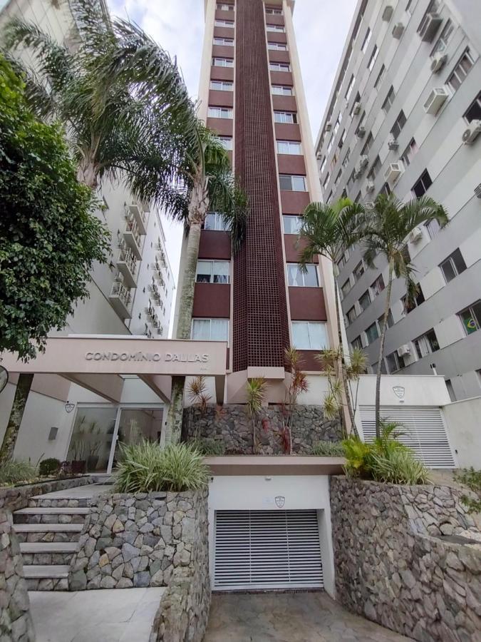 Apto Centro Floripa 04 ฟลอเรียนอโปลิส ภายนอก รูปภาพ