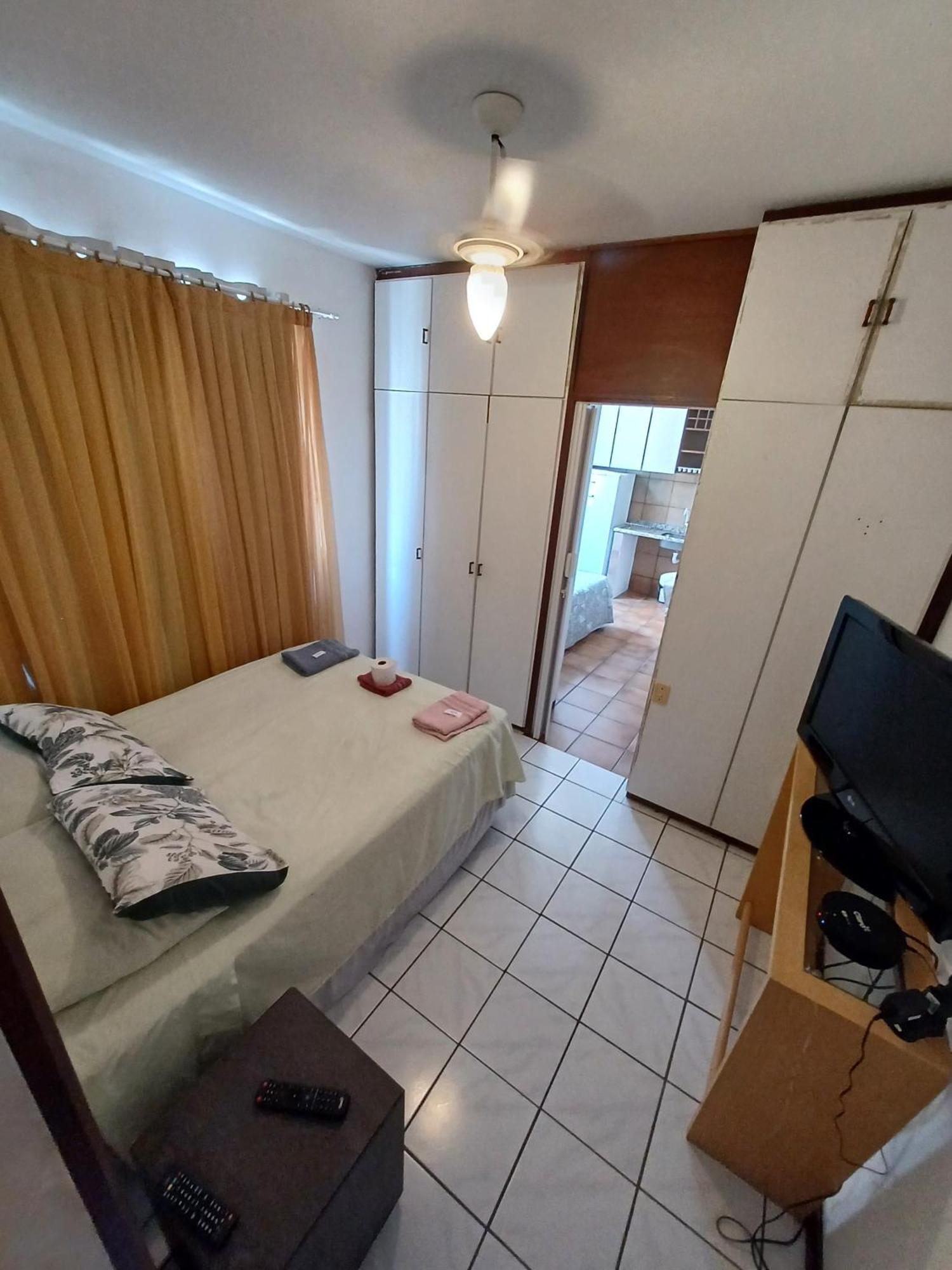 Apto Centro Floripa 04 ฟลอเรียนอโปลิส ภายนอก รูปภาพ